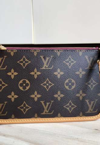 https://www.vipluxury.sk/Louis Vuitton Pochette