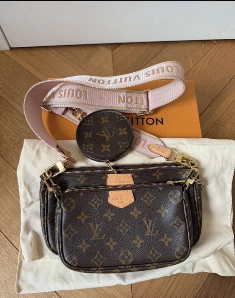 Louis Vuitton Multipochette