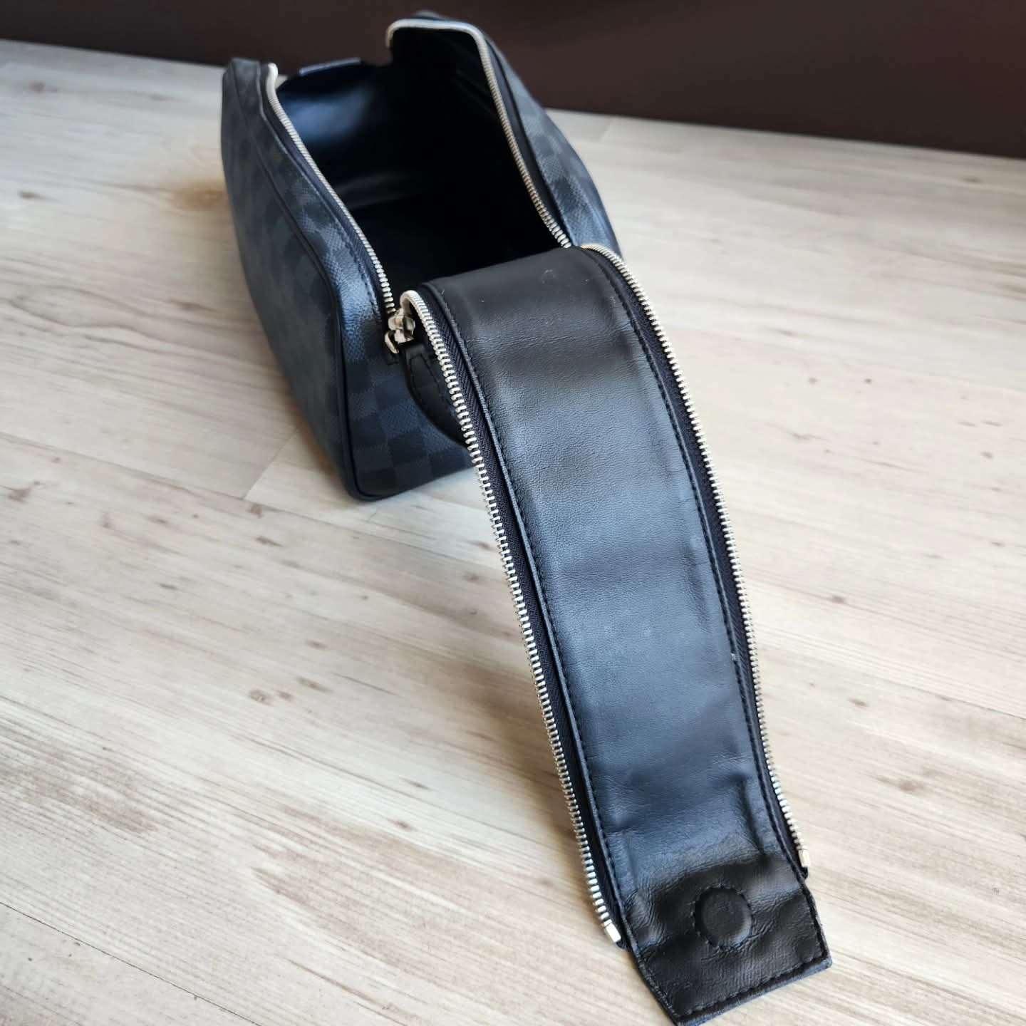 Louis Vuitton Toilette