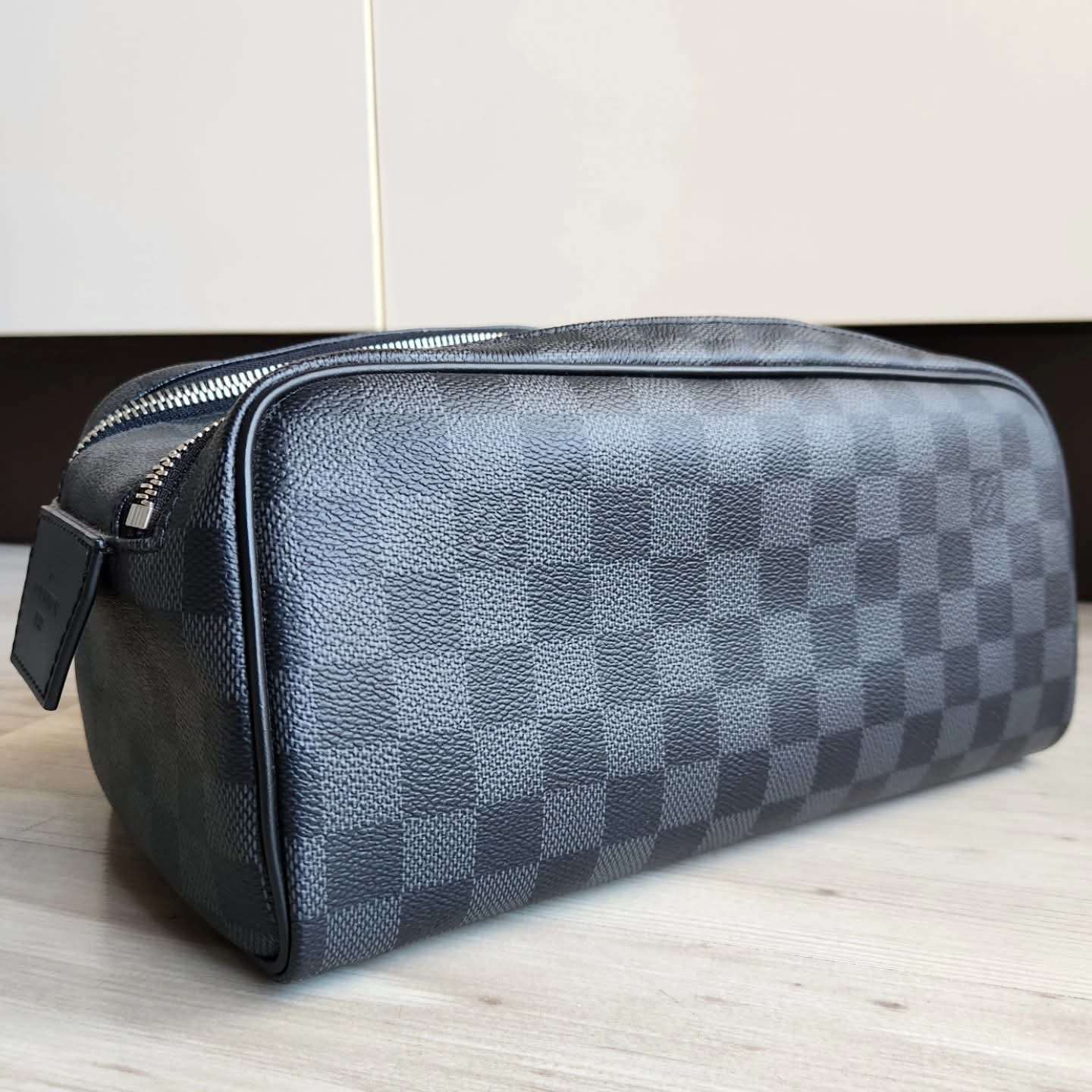 Louis Vuitton Toilette