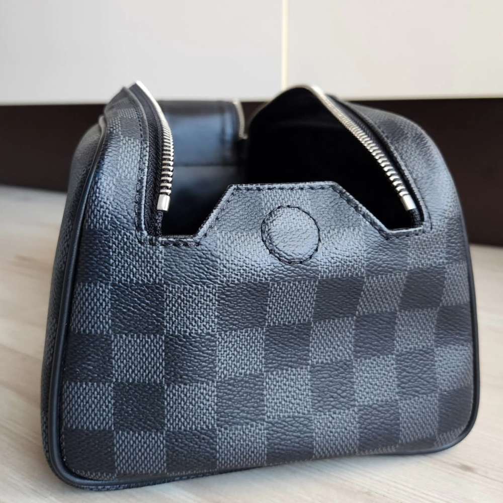 Louis Vuitton Toilette