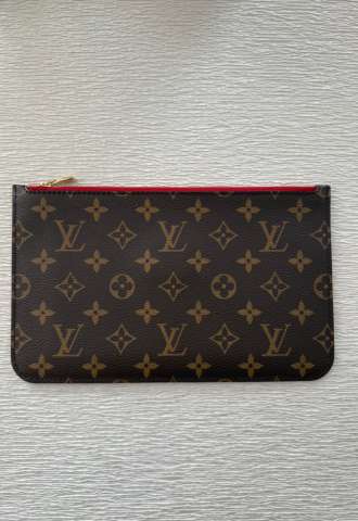 https://www.vipluxury.sk/Louis Vuitton clutch