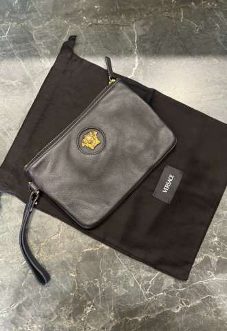https://www.vipluxury.sk/Versace clutch bag