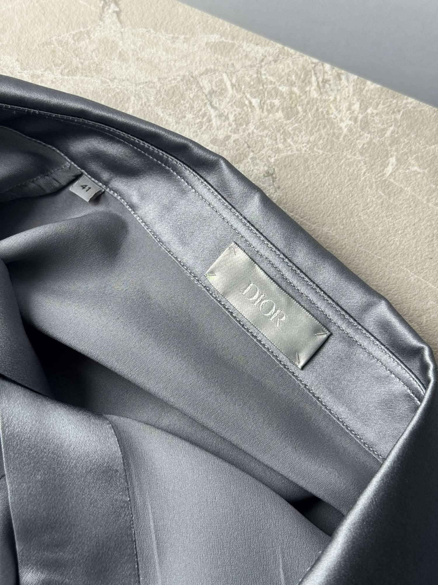 DIOR pánska 100% hodvábna sivá košeľa