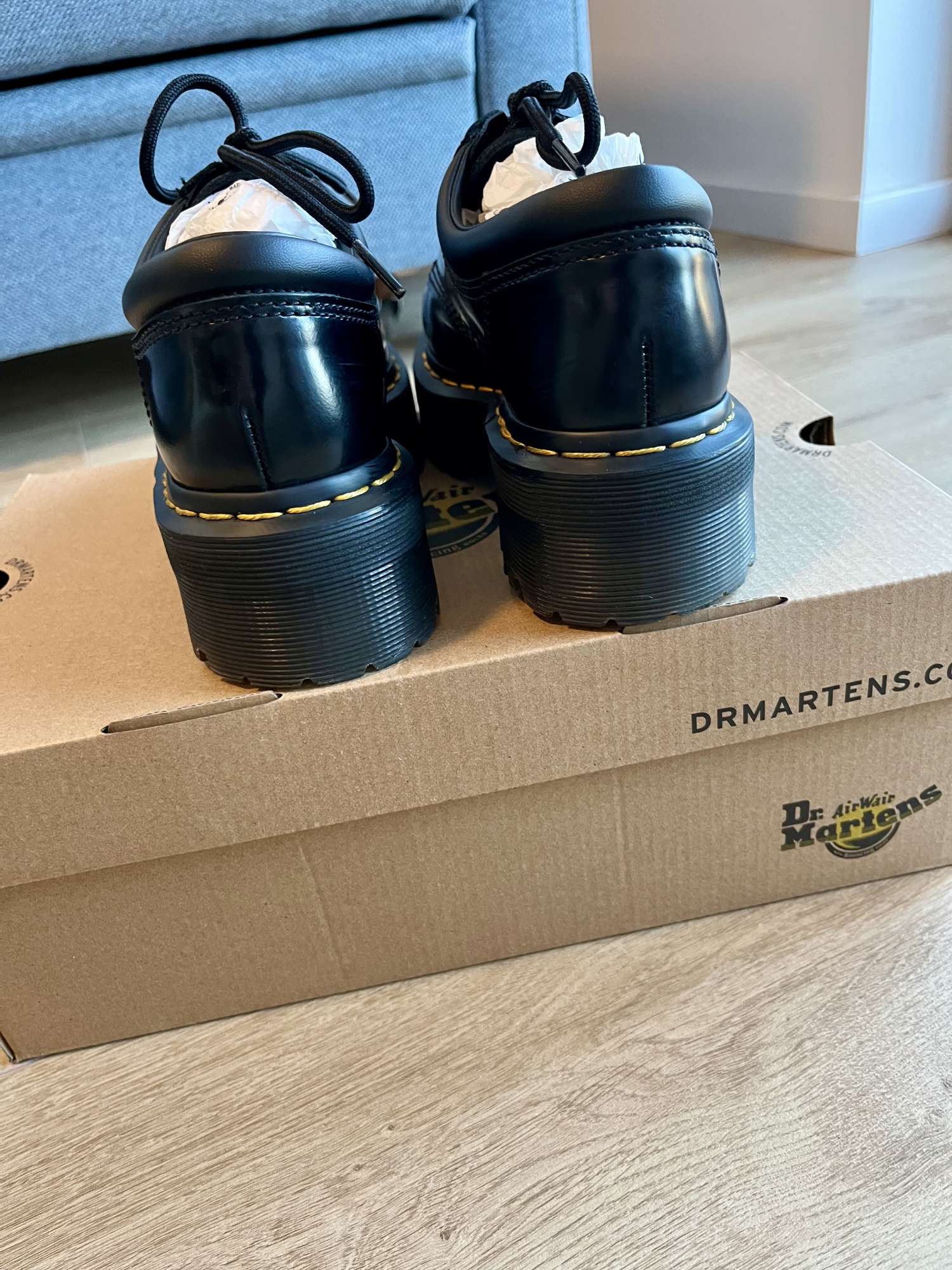 Dr. Martens čierne nízke kožené topánky na šnurovanie 37