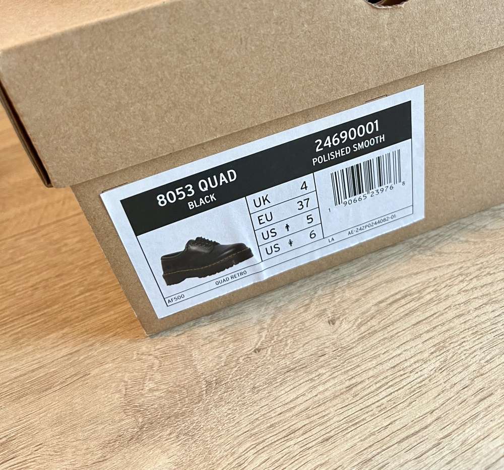 Dr. Martens čierne nízke kožené topánky na šnurovanie 37