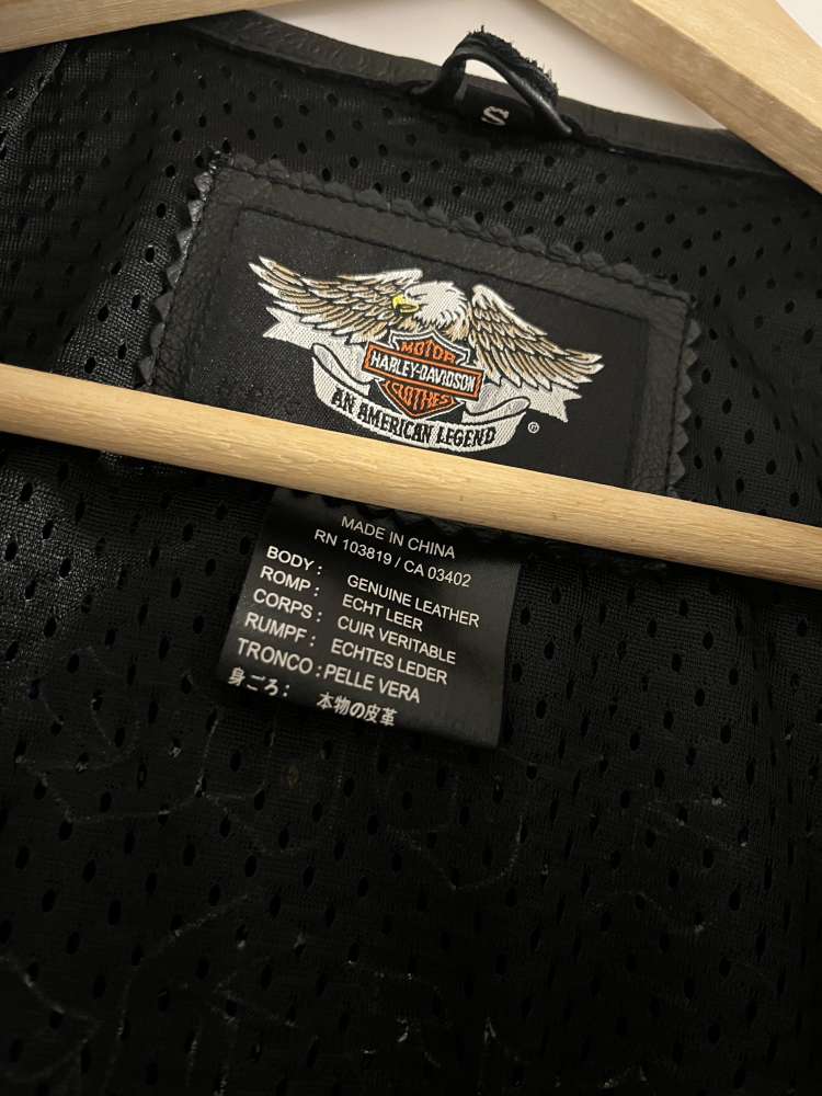 Krásna kožená bunda Harley Davidson S