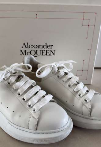 https://www.vipluxury.sk/Tenisky Alexander McQueen