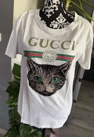 https://www.vipluxury.sk/Gucci T-shirt