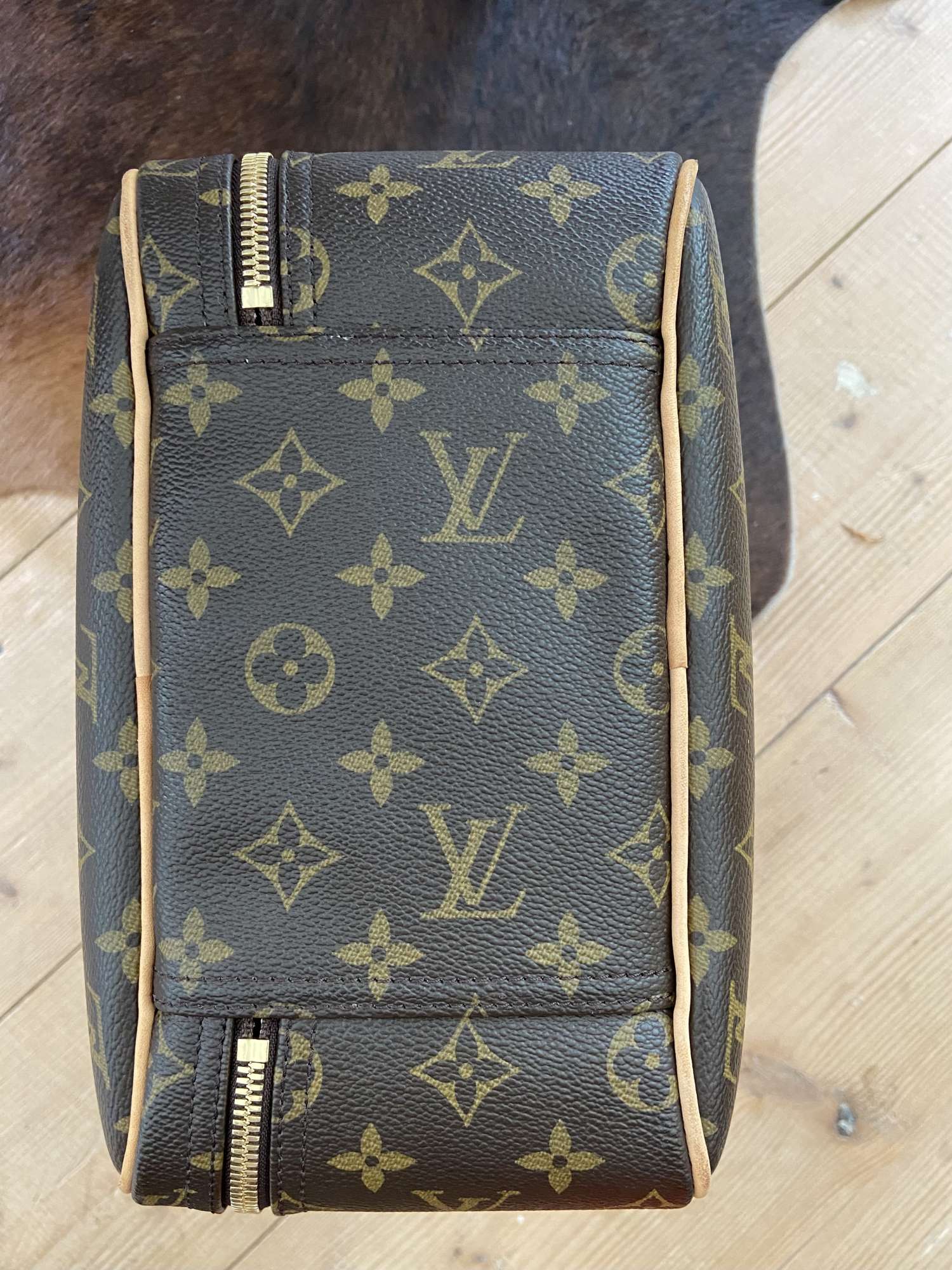Louis Vuitton Kabelka