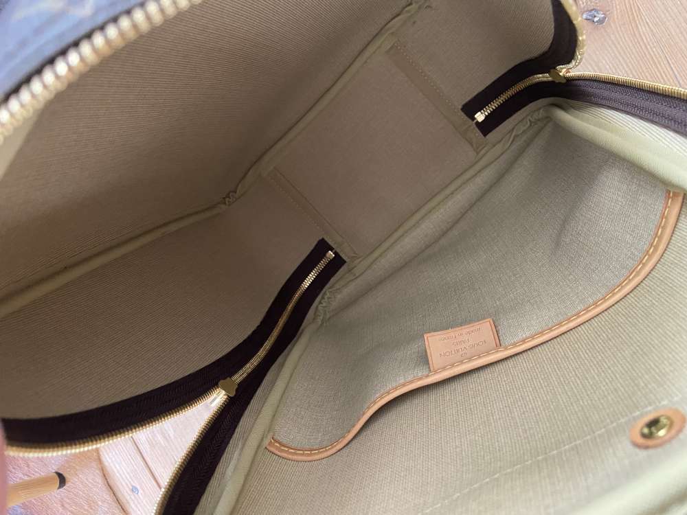 Louis Vuitton Kabelka