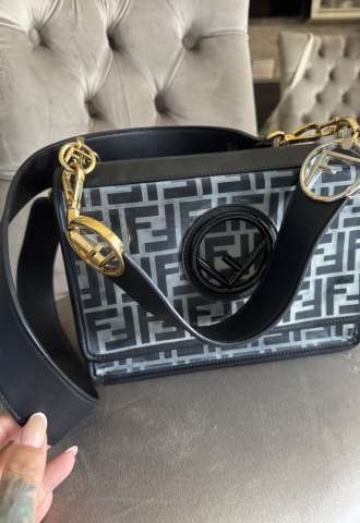 https://www.vipluxury.sk/TPU FF CALFSKIN F IS FENDI KAN I SHOULDER BAG BLACK