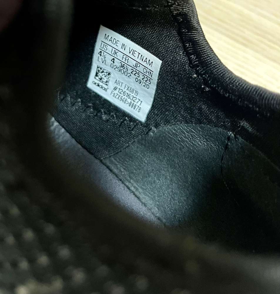 Tenisky Adidas NMD R1 Spectoo 36,5