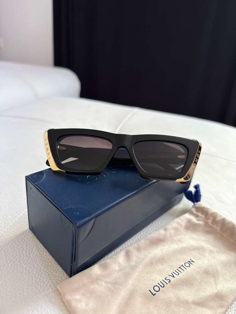 Louis Vuitton cat eyes