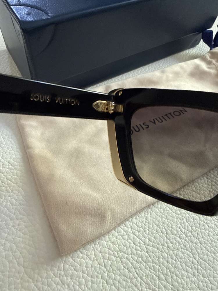 Louis Vuitton cat eyes