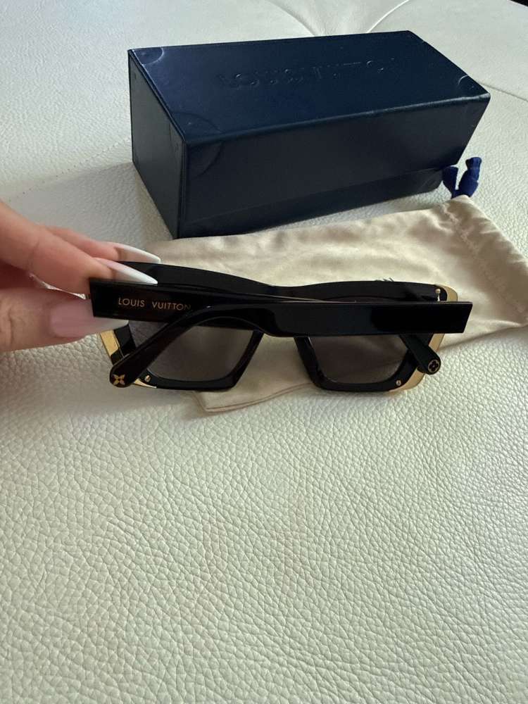 Louis Vuitton cat eyes