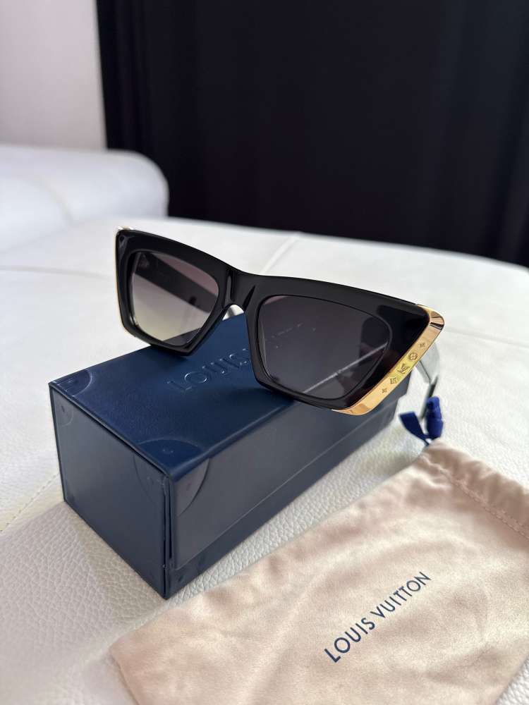 Louis Vuitton cat eyes