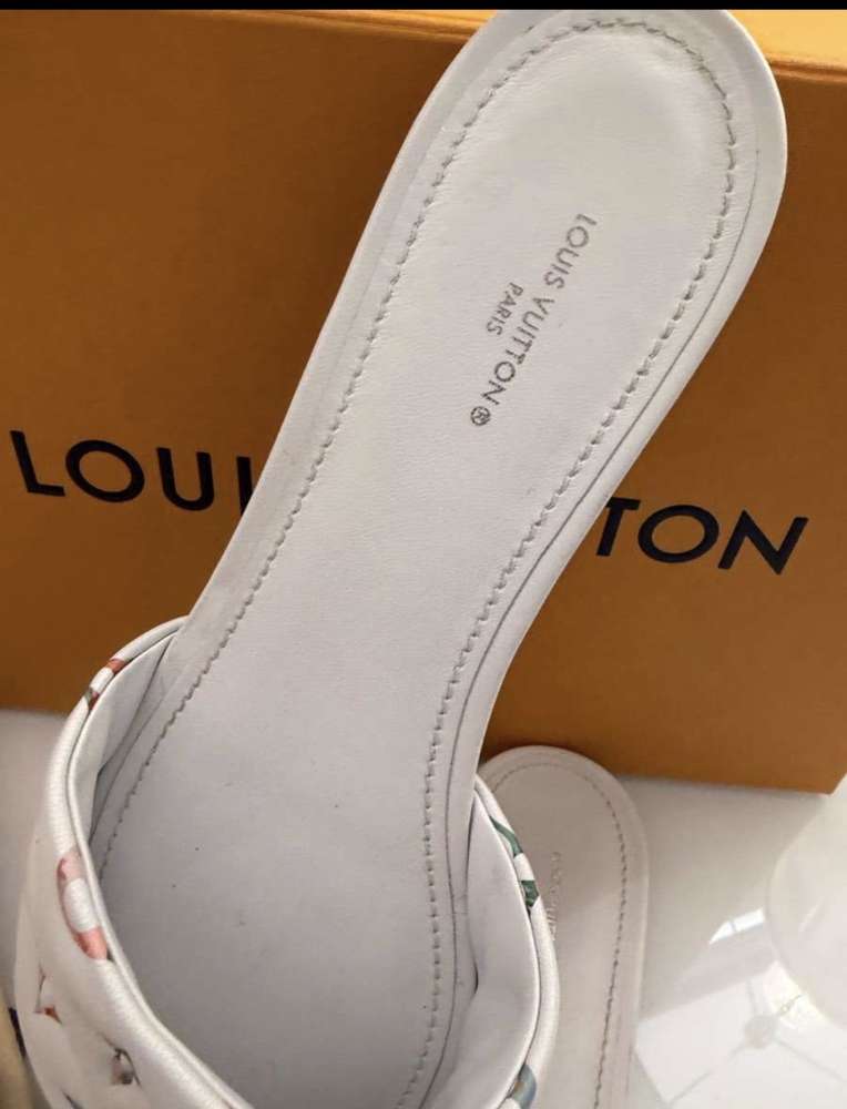 Louis Vuitton šľapky