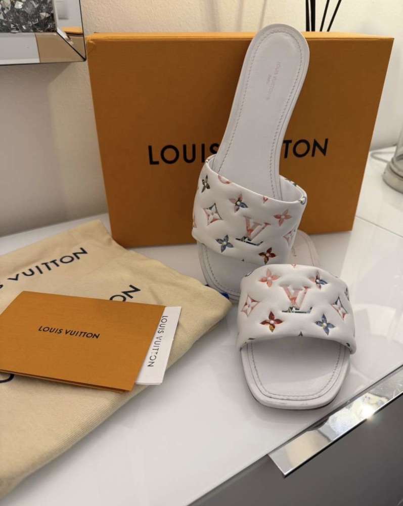 Louis Vuitton šľapky