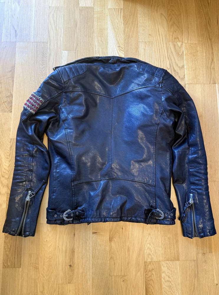 True Religion kožená bunda