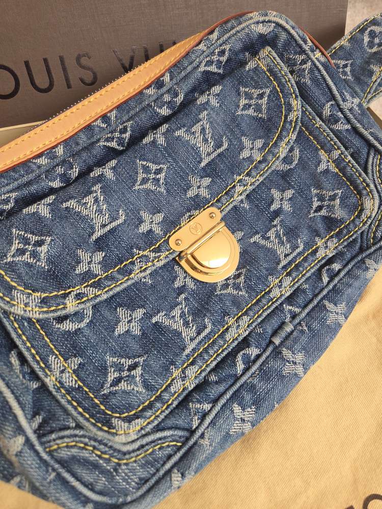Louis Vuitton denim belt bag iba skladovaná