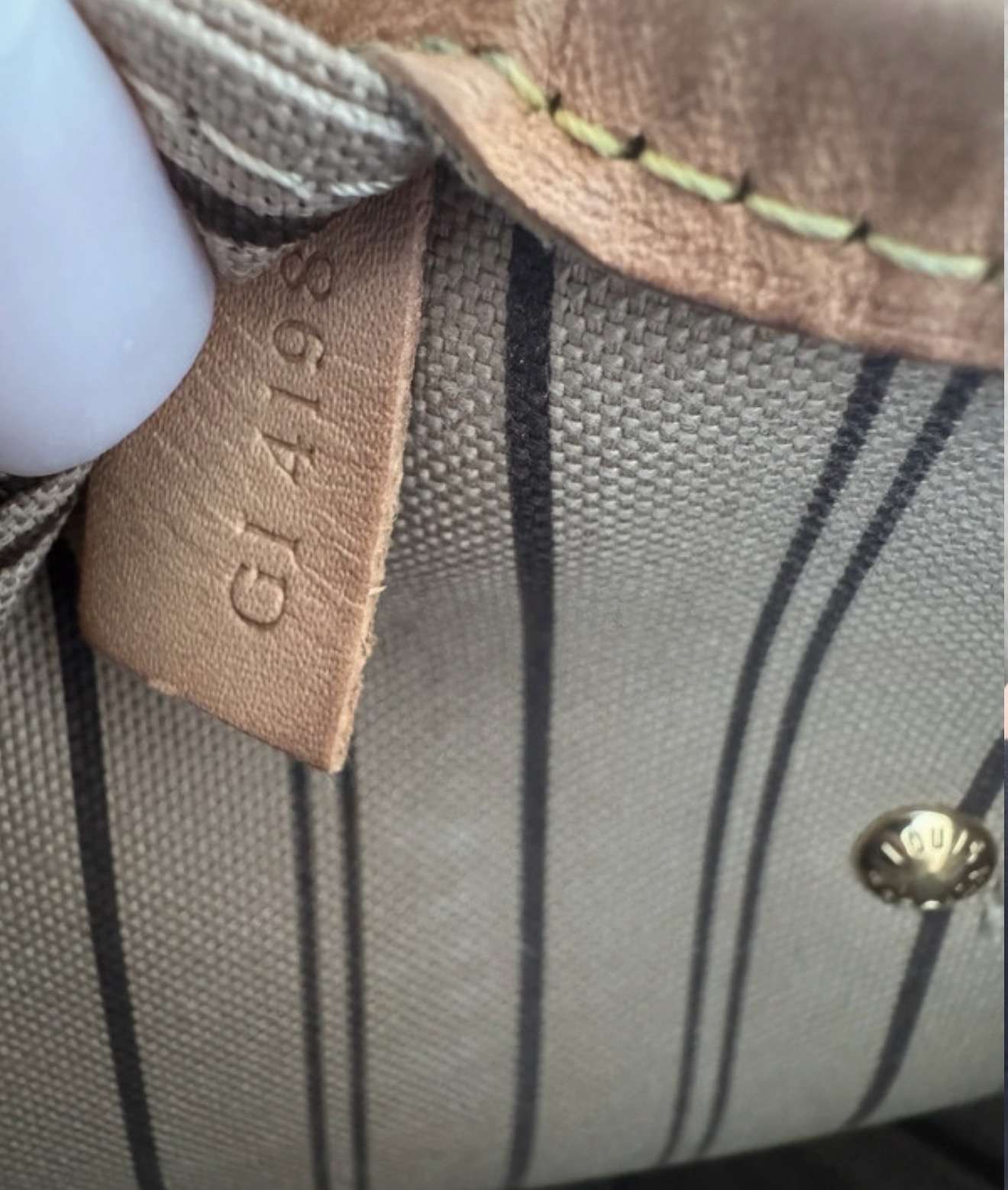 Louis Vuitton Mm s clutchom