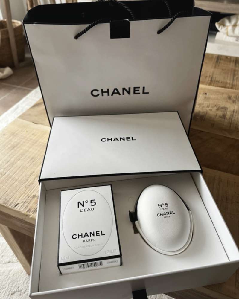 Chanel limitka parfem s obalom