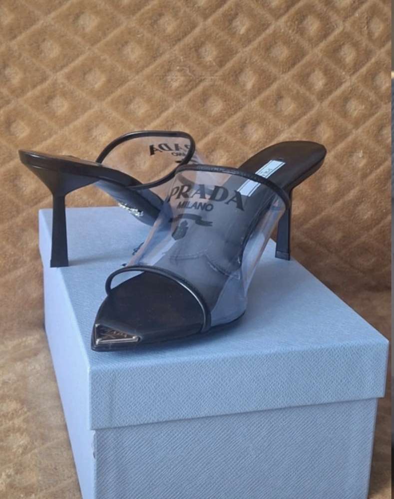 Prada sandalky