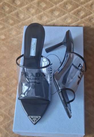 https://www.vipluxury.sk/Prada sandalky