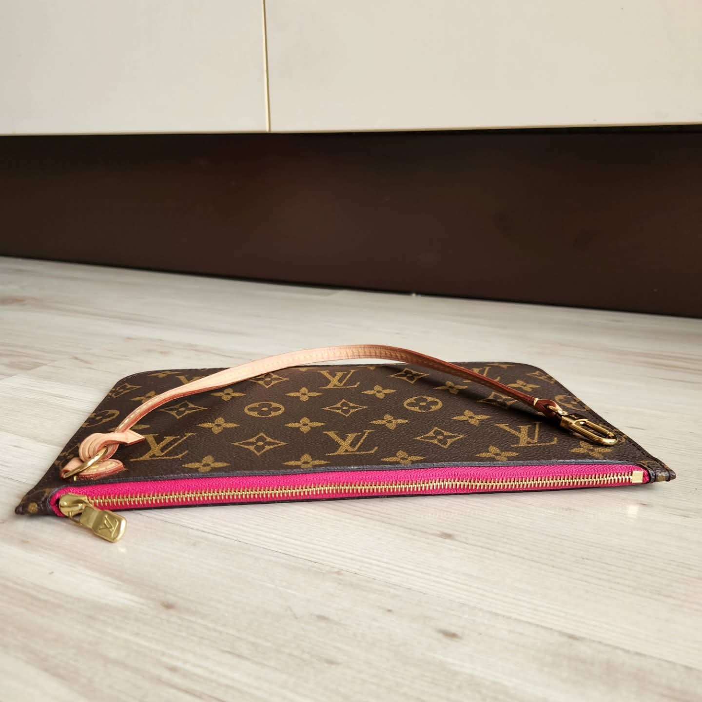 Louis Vuitton Pochette