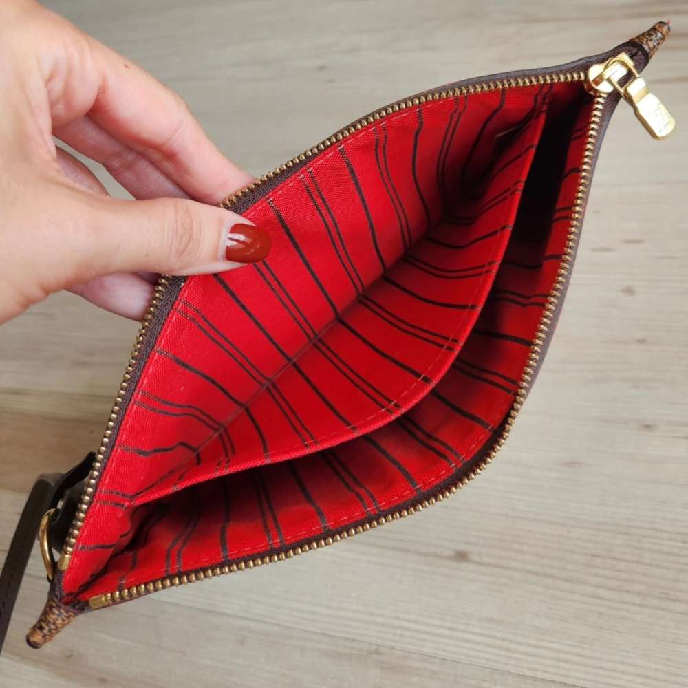 Louis Vuitton Clutch Damier Ebene