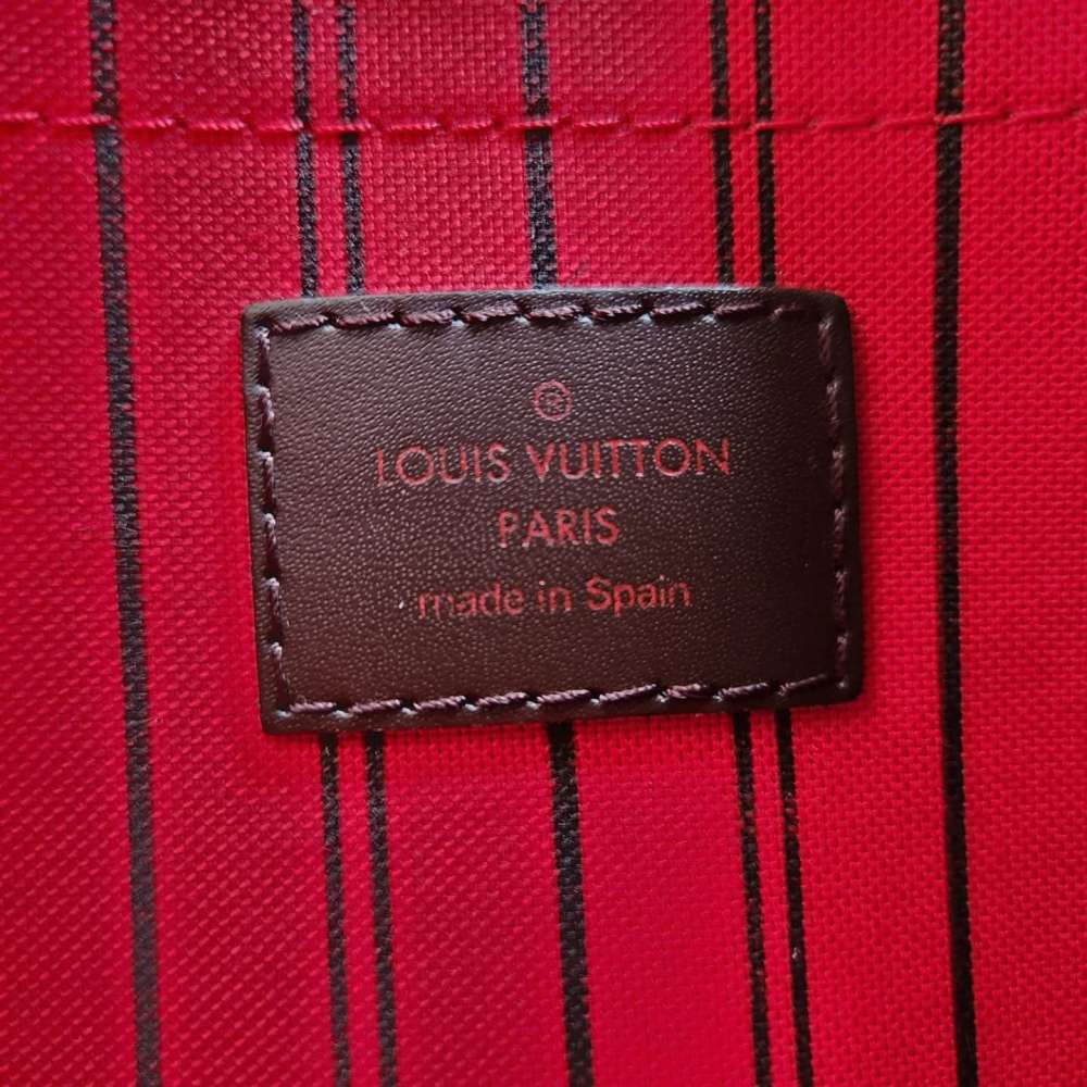 Louis Vuitton Clutch Damier Ebene