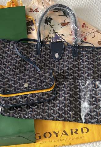 https://www.vipluxury.sk/Goyard St Louis PM. Tmavomodrá, len vybalena. Komplet balenie.Ucet z aprila 2026.