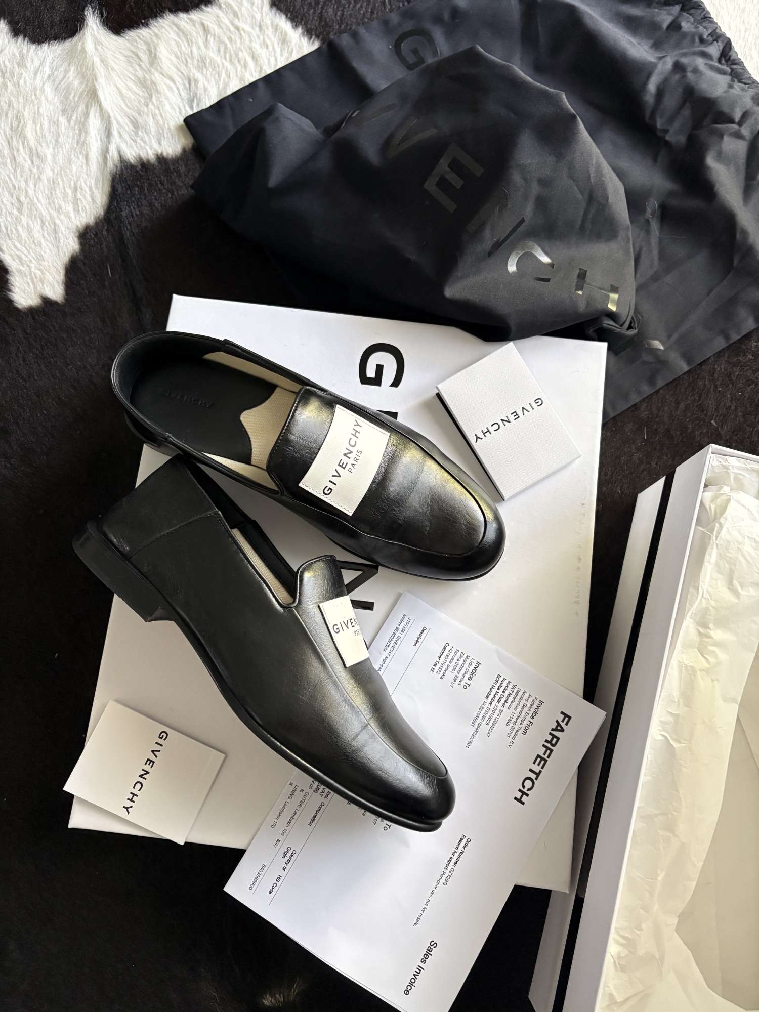 Givenchy label loafers, slides, nová kolekcia