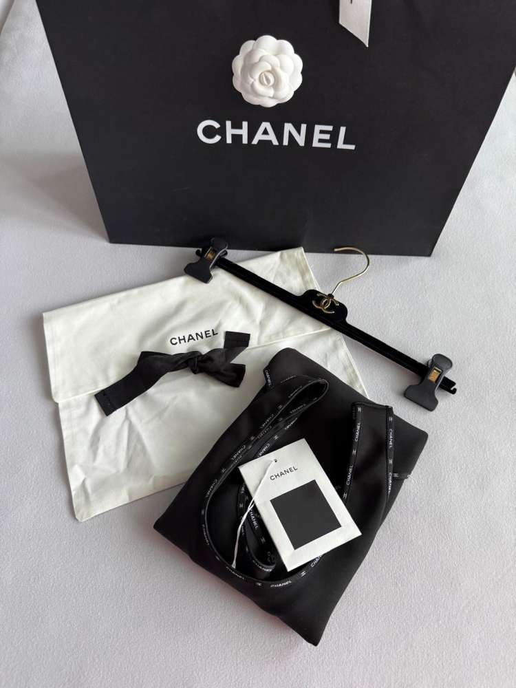 Chanel plavky