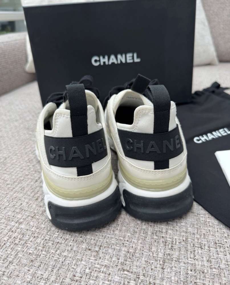 Chanel tenisky