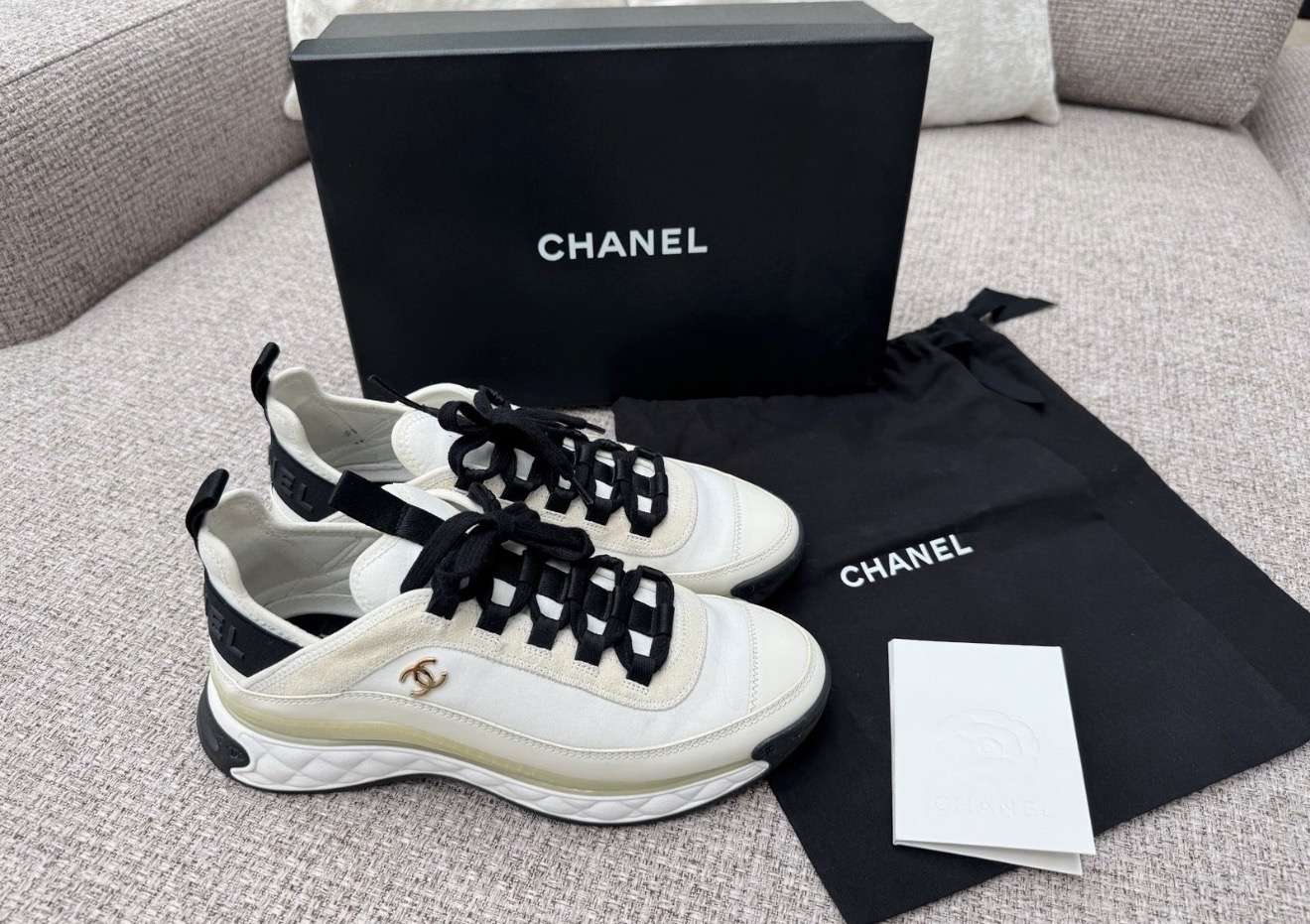Chanel tenisky