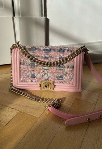 https://www.vipluxury.sk/Chanel crossbody