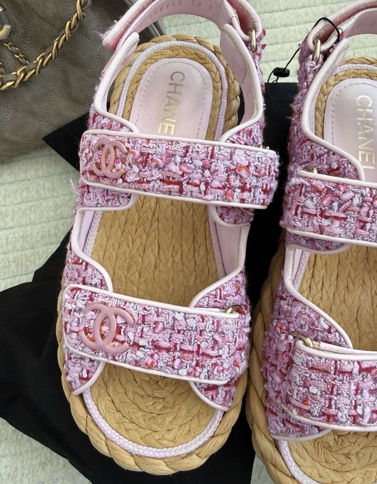 Chanel sandalky