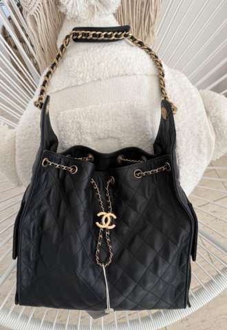 https://www.vipluxury.sk/Chanel kabelka
