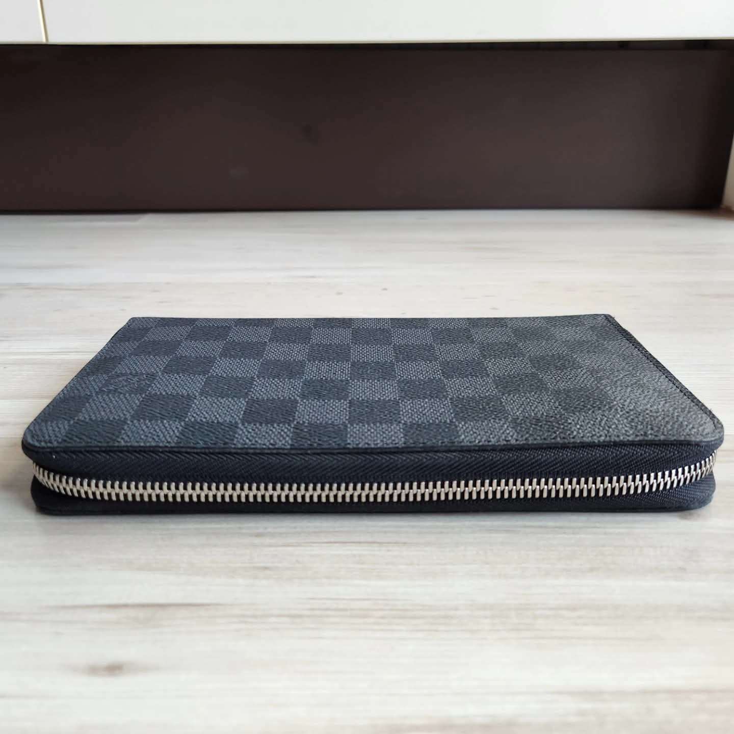 Louis Vuitton Zippy Organizer