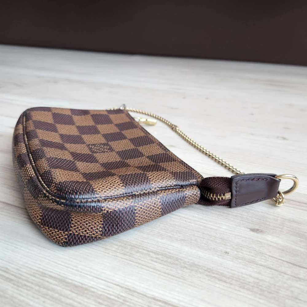 Louis Vuitton Mini Pochette