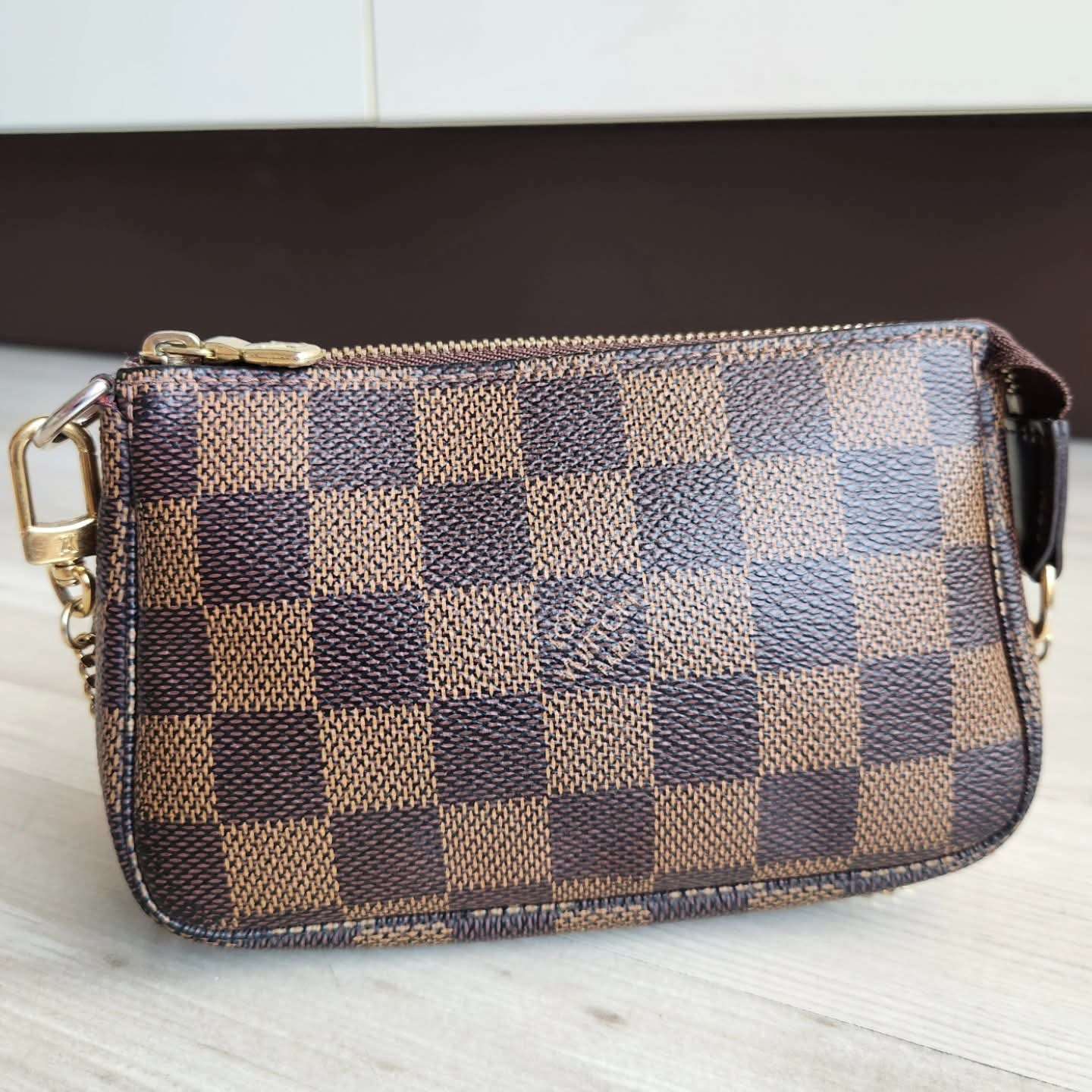 Louis Vuitton Mini Pochette