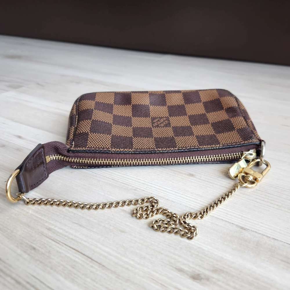 Louis Vuitton Mini Pochette