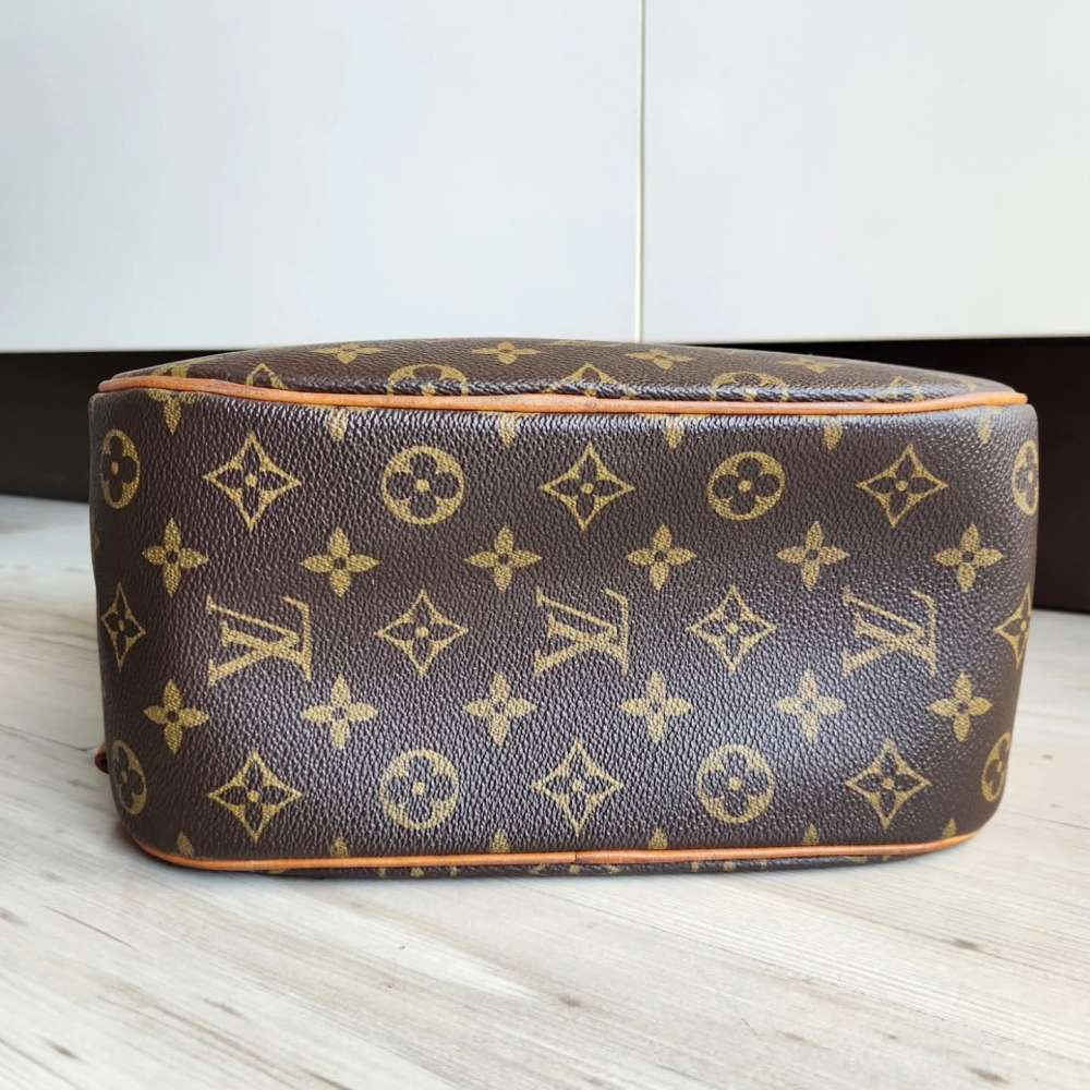 Louis Vuitton Packall
