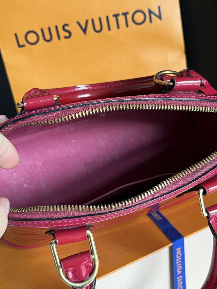 Louis Vuitton Alma