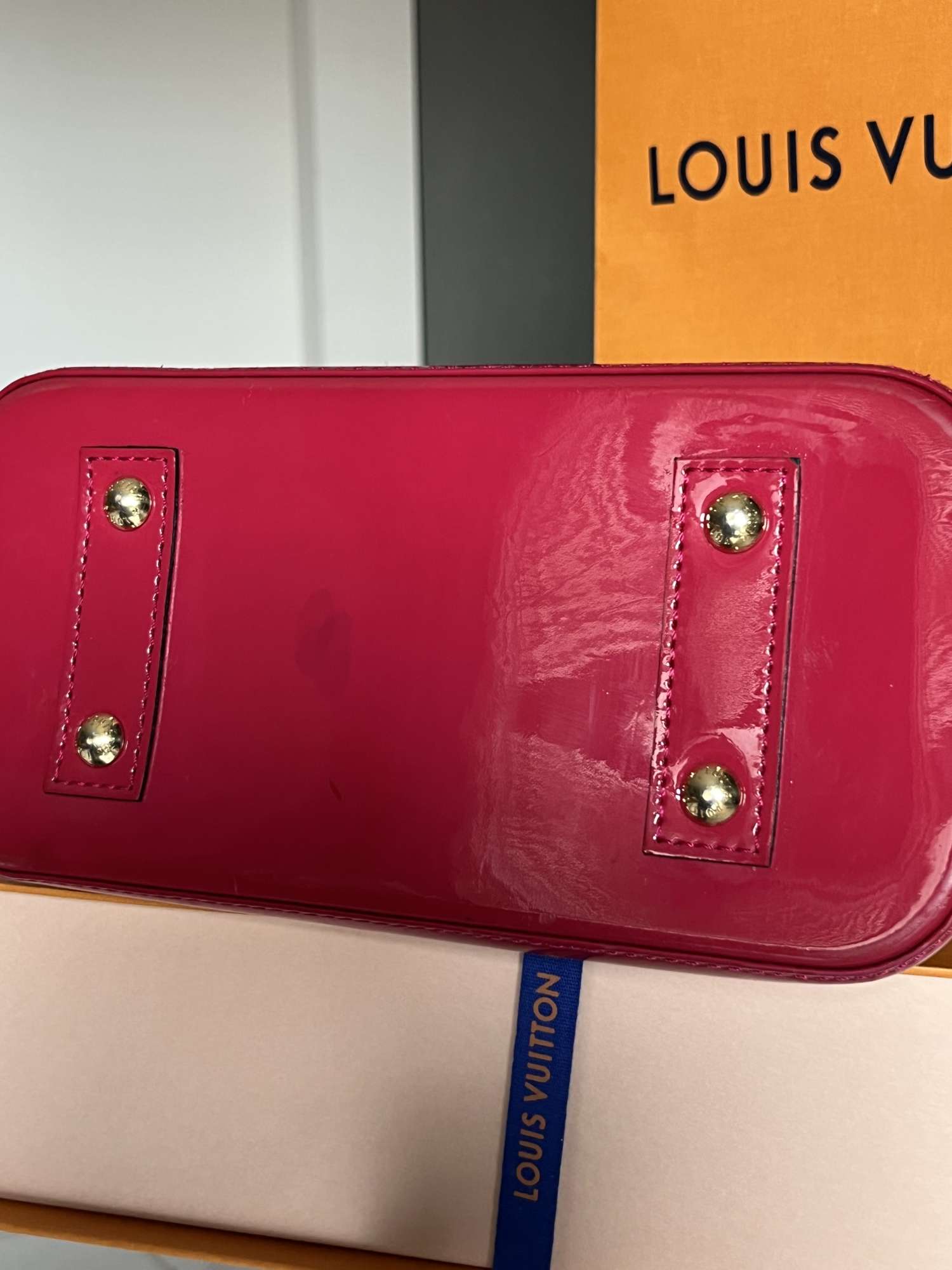 Louis Vuitton Alma