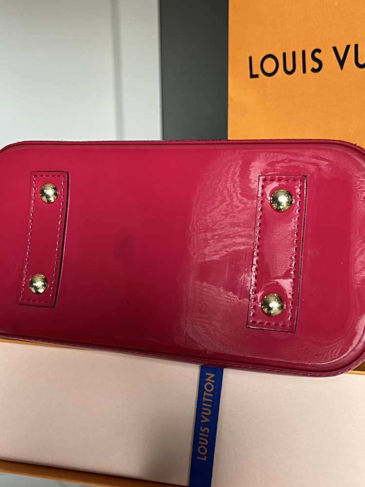 Louis Vuitton Alma