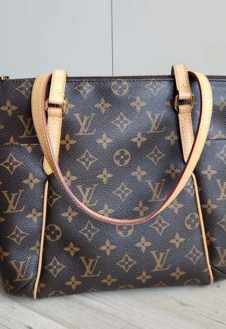 https://www.vipluxury.sk/Louis Vuitton Totally PM