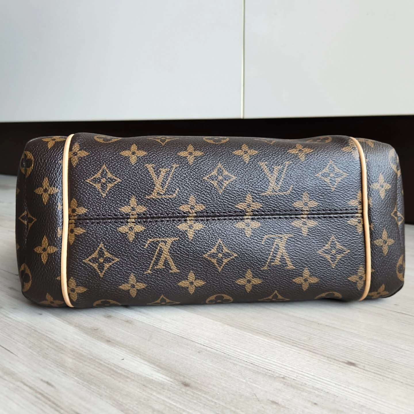 Louis Vuitton Totally PM